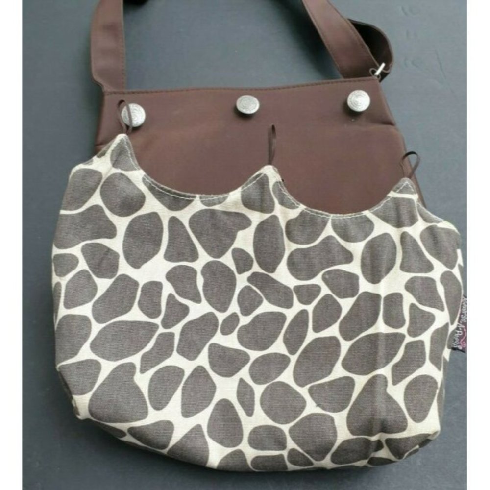 Reverse-A-Purse - Picture 3 of 9